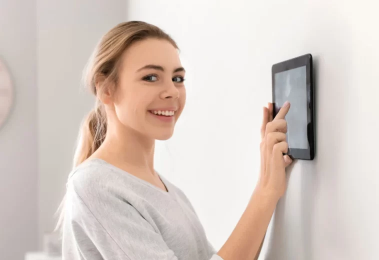 Upravljanje pametne hiše