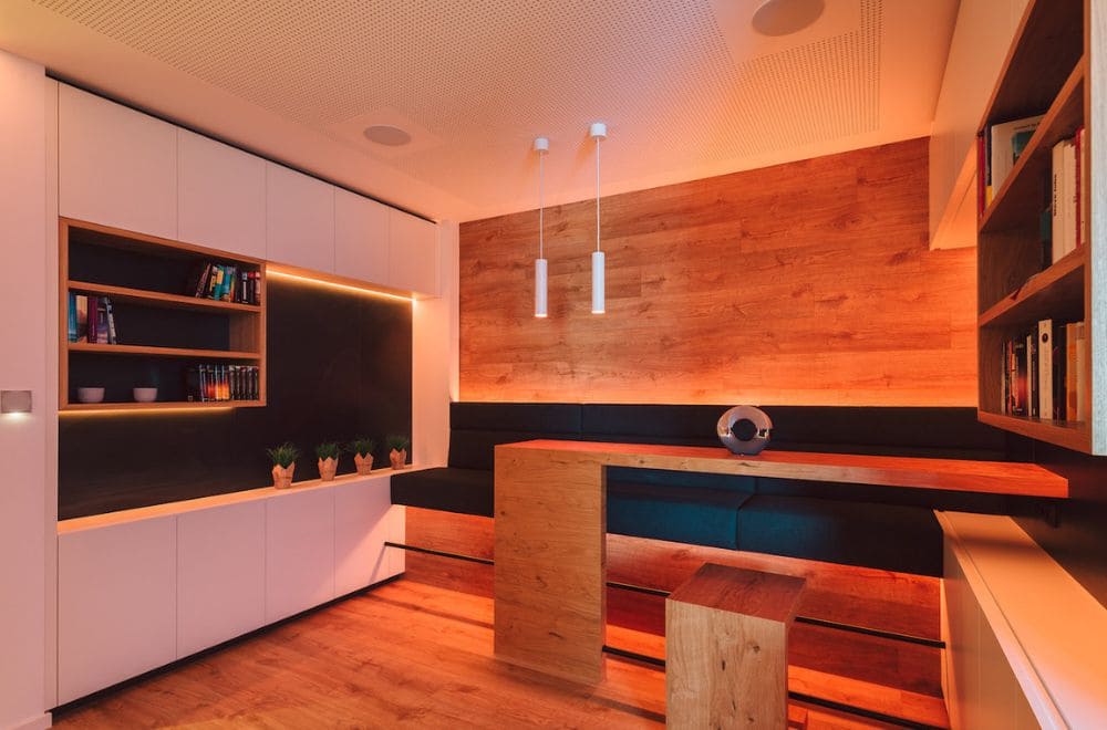 Upravljanje osvetljenosti z aplikacijo Loxone